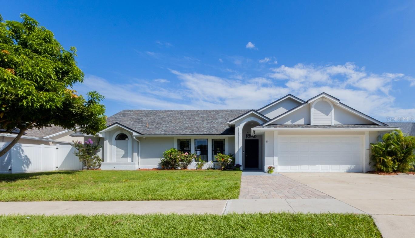 Image 3 of 33 For 121 White Birch Drive