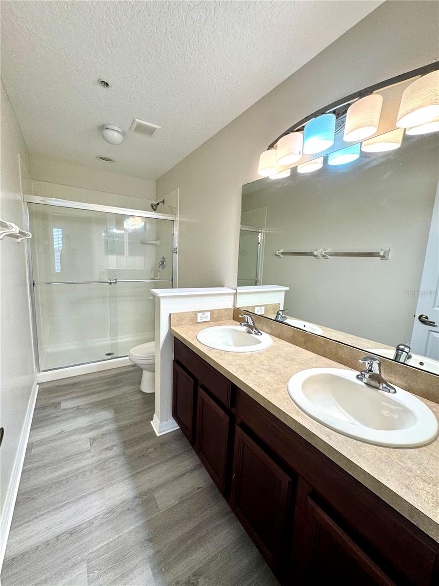 Image 16 of 30 For 13418 Tea Rose Way 103