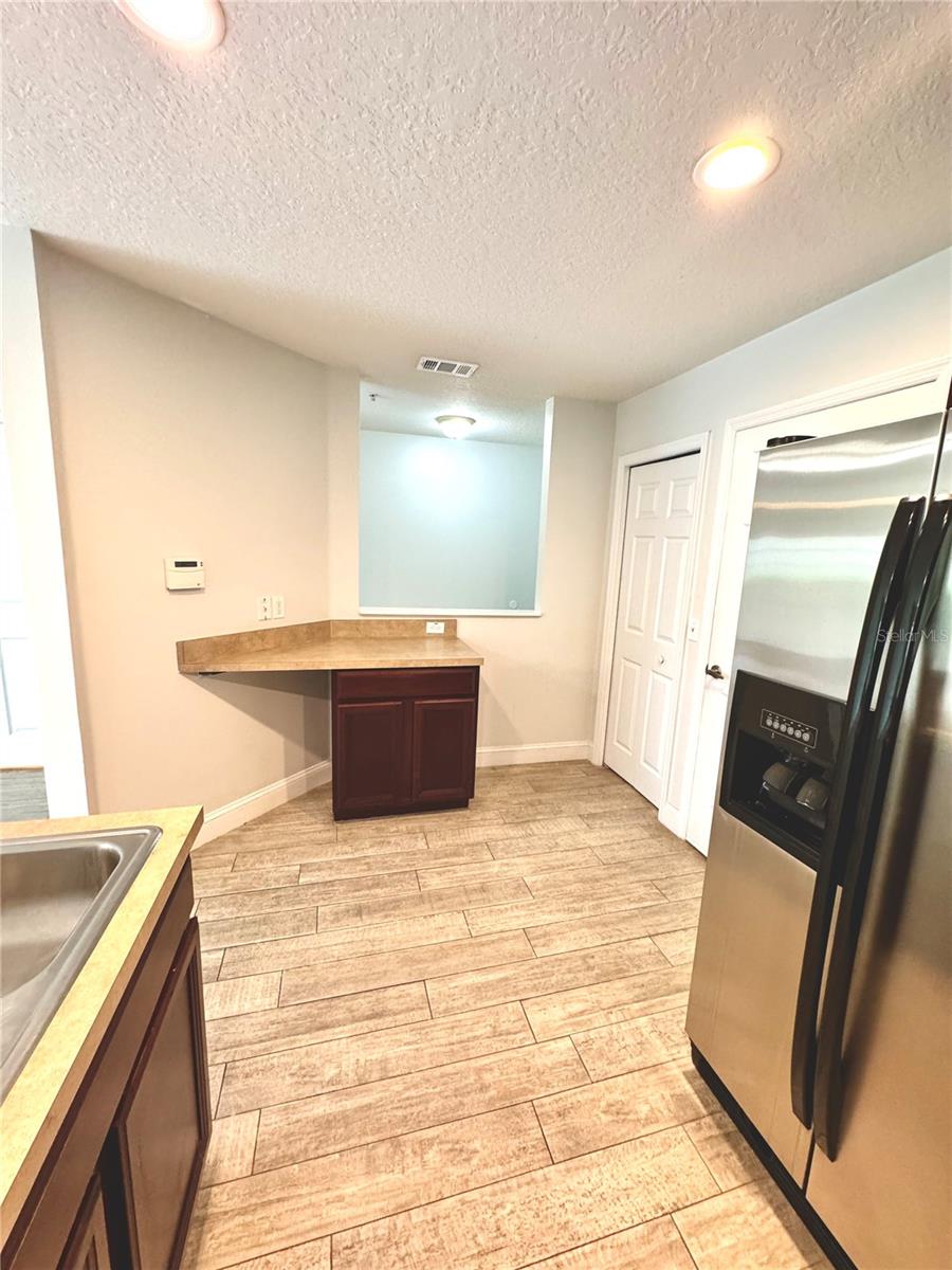 Image 9 of 30 For 13418 Tea Rose Way 103