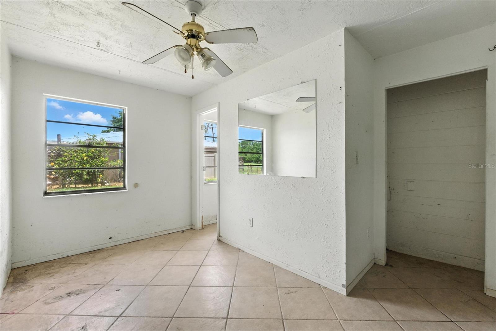 Image 15 of 26 For 3252 Golfview Road