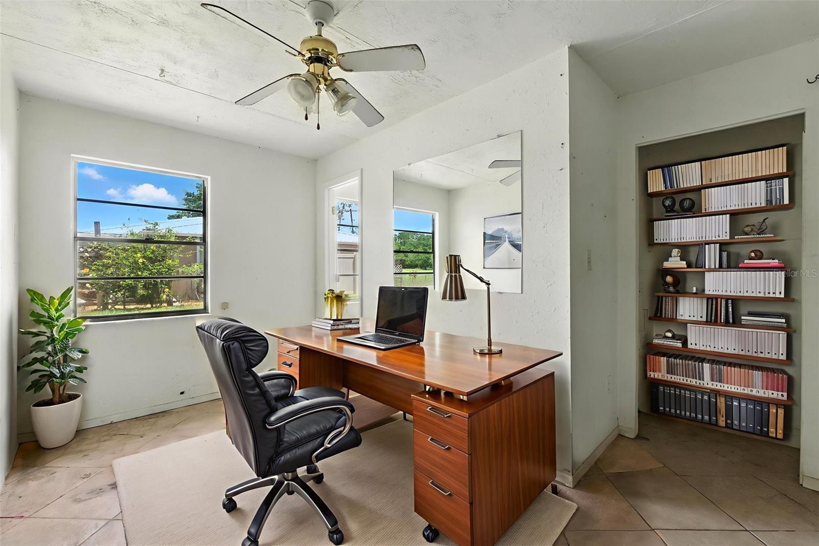 Image 16 of 26 For 3252 Golfview Road