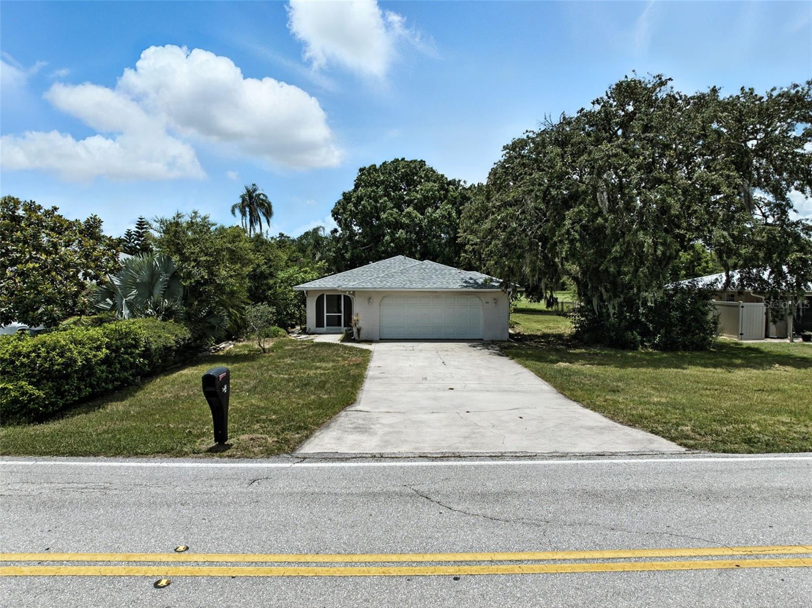 Image 18 of 26 For 3252 Golfview Road