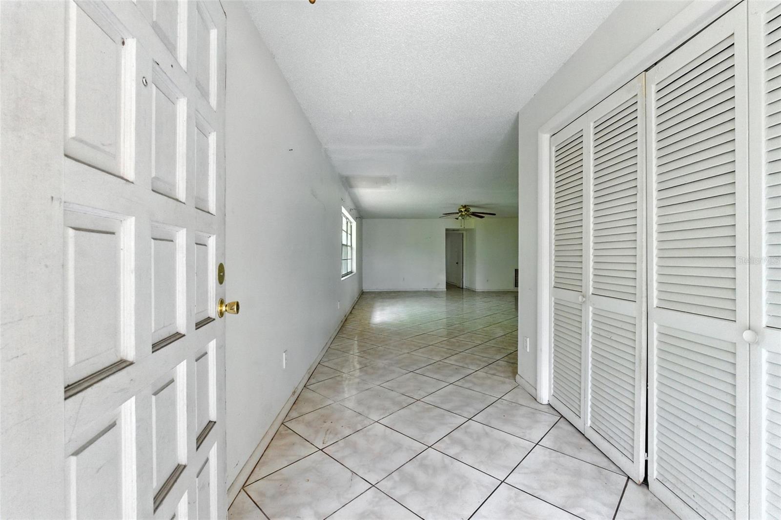 Image 2 of 26 For 3252 Golfview Road