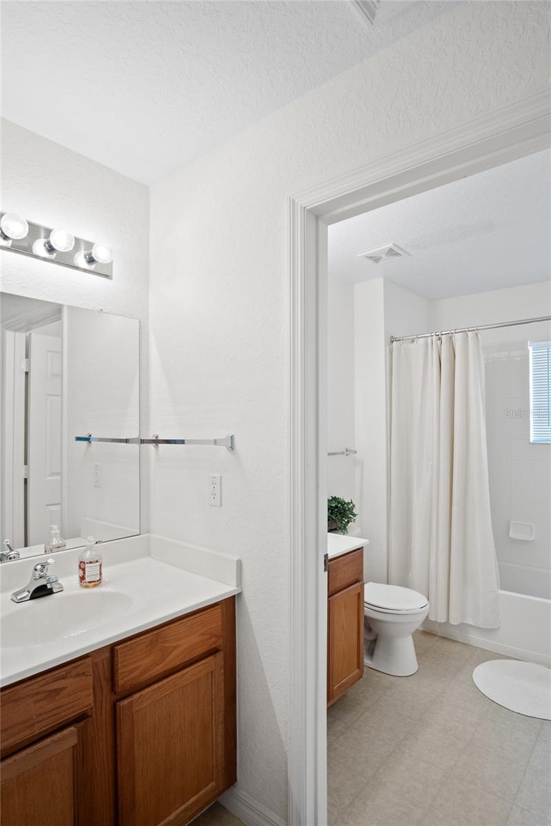 Image 22 of 30 For 4014 Santa Maria Drive 101