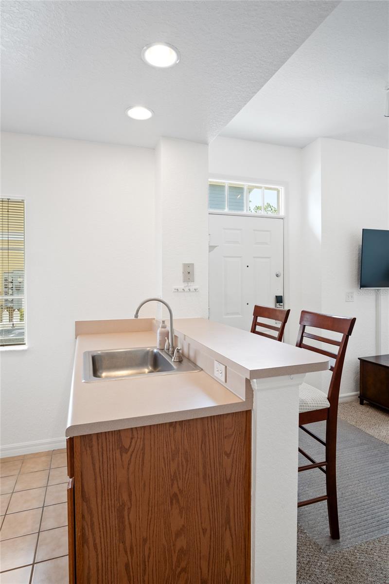 Image 6 of 30 For 4014 Santa Maria Drive 101