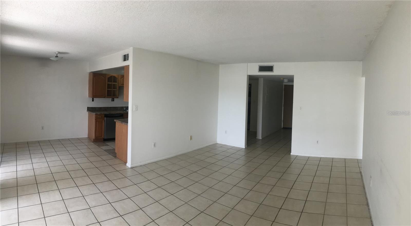 Image 3 of 17 For 4424 Castlepalm Road Ge