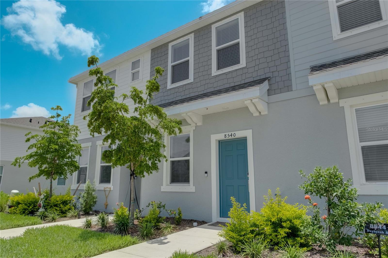 Image 2 of 14 For 8540 Daybreak Street