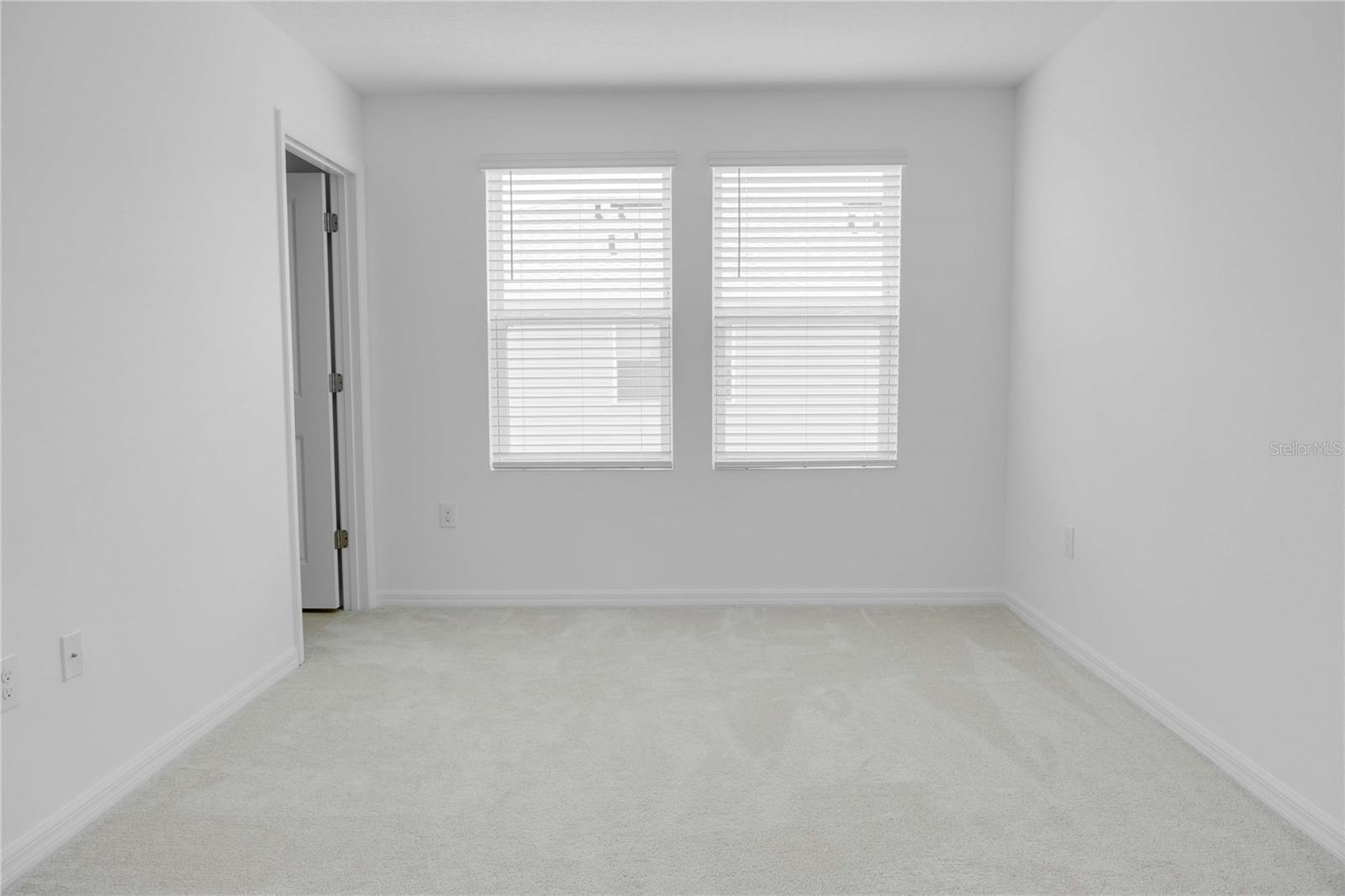 Image 7 of 14 For 8540 Daybreak Street