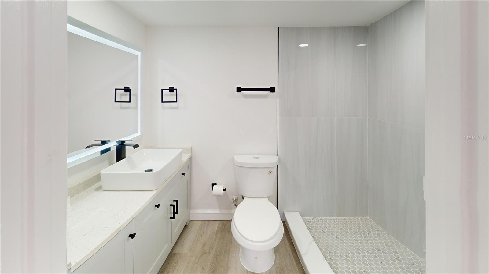 Image 10 of 22 For 3621 Devonswood Drive