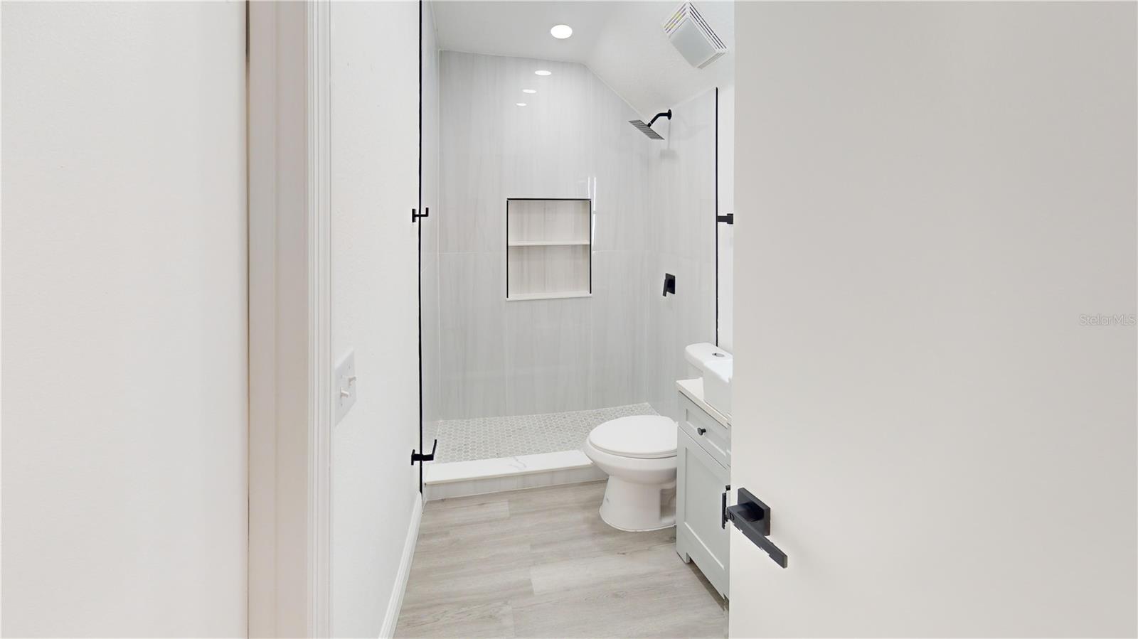 Image 12 of 22 For 3621 Devonswood Drive