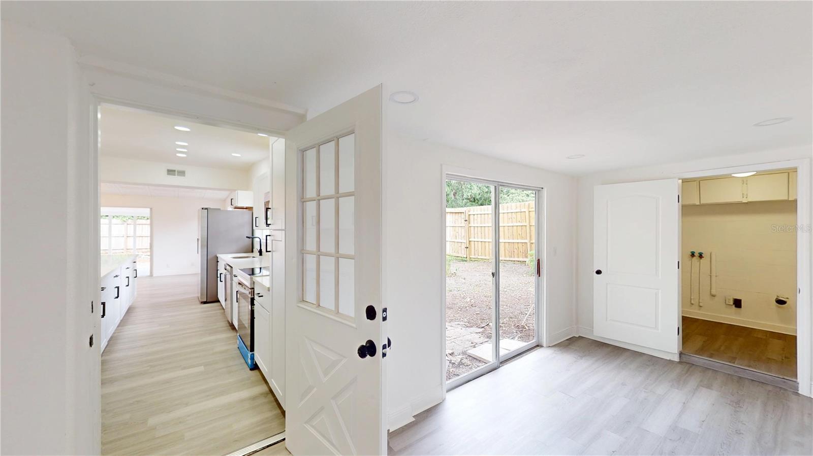Image 15 of 22 For 3621 Devonswood Drive