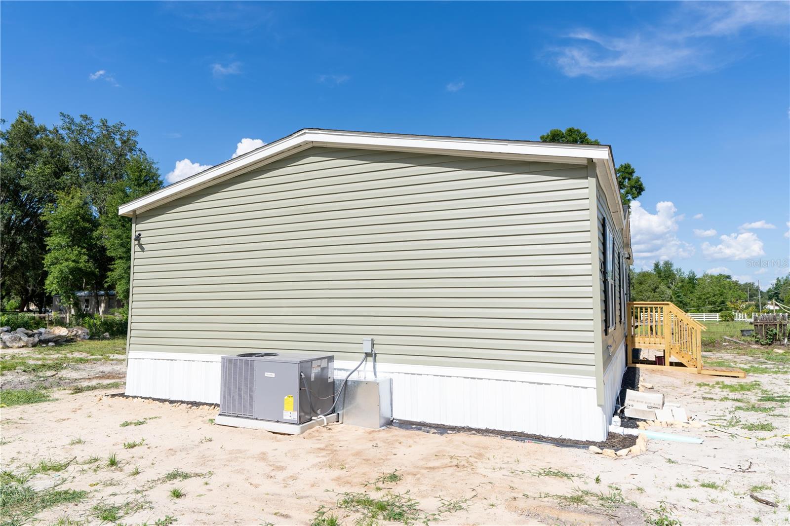 Image 4 of 28 For 11307 19th Lane