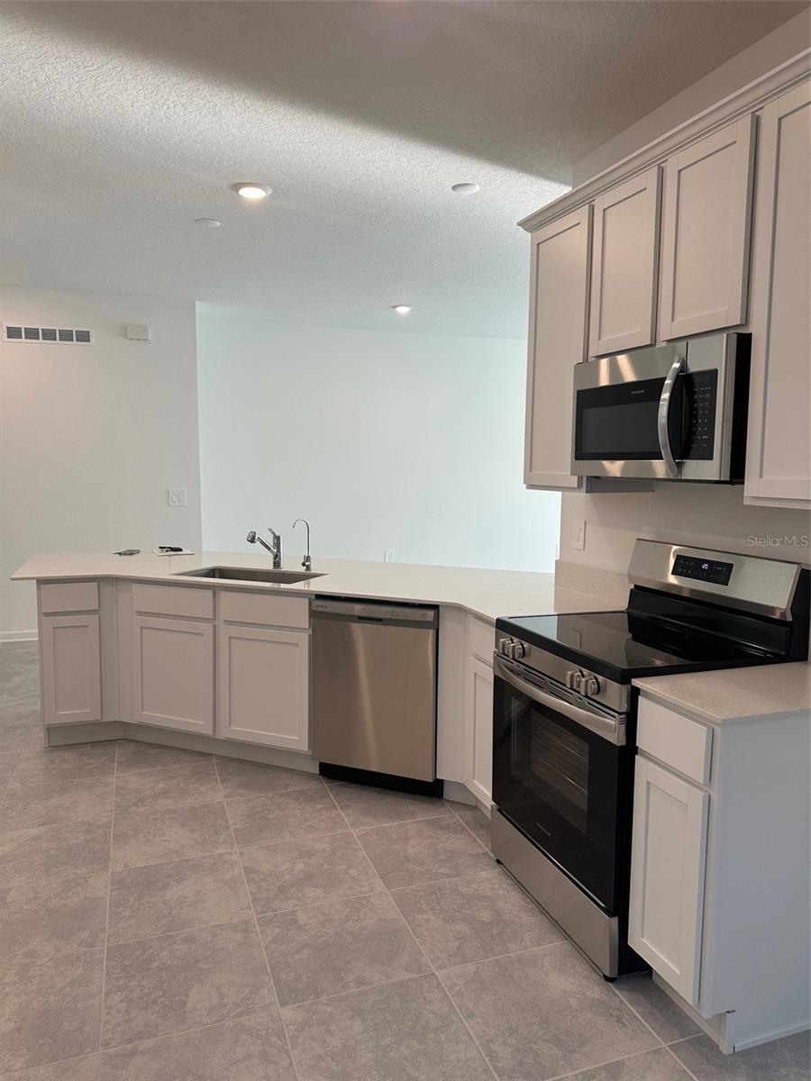 Image 7 of 29 For 2265 Amorie Drive