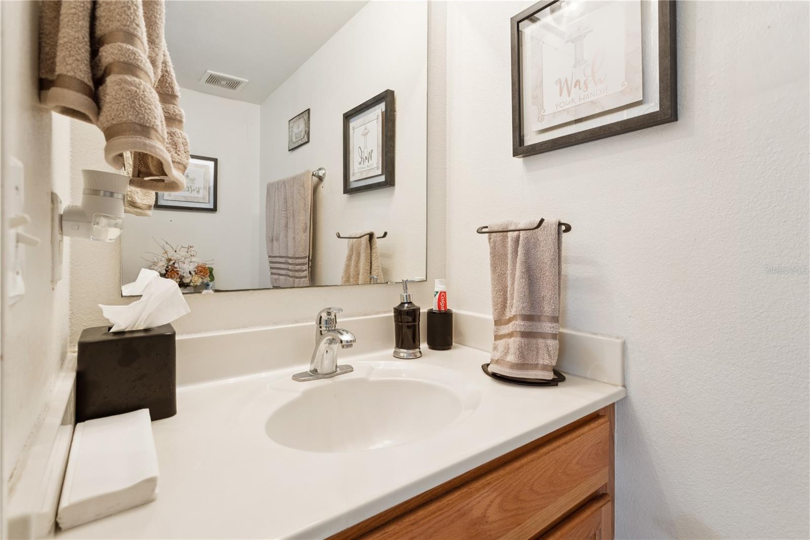 Image 14 of 33 For 1526 Ferendina Drive