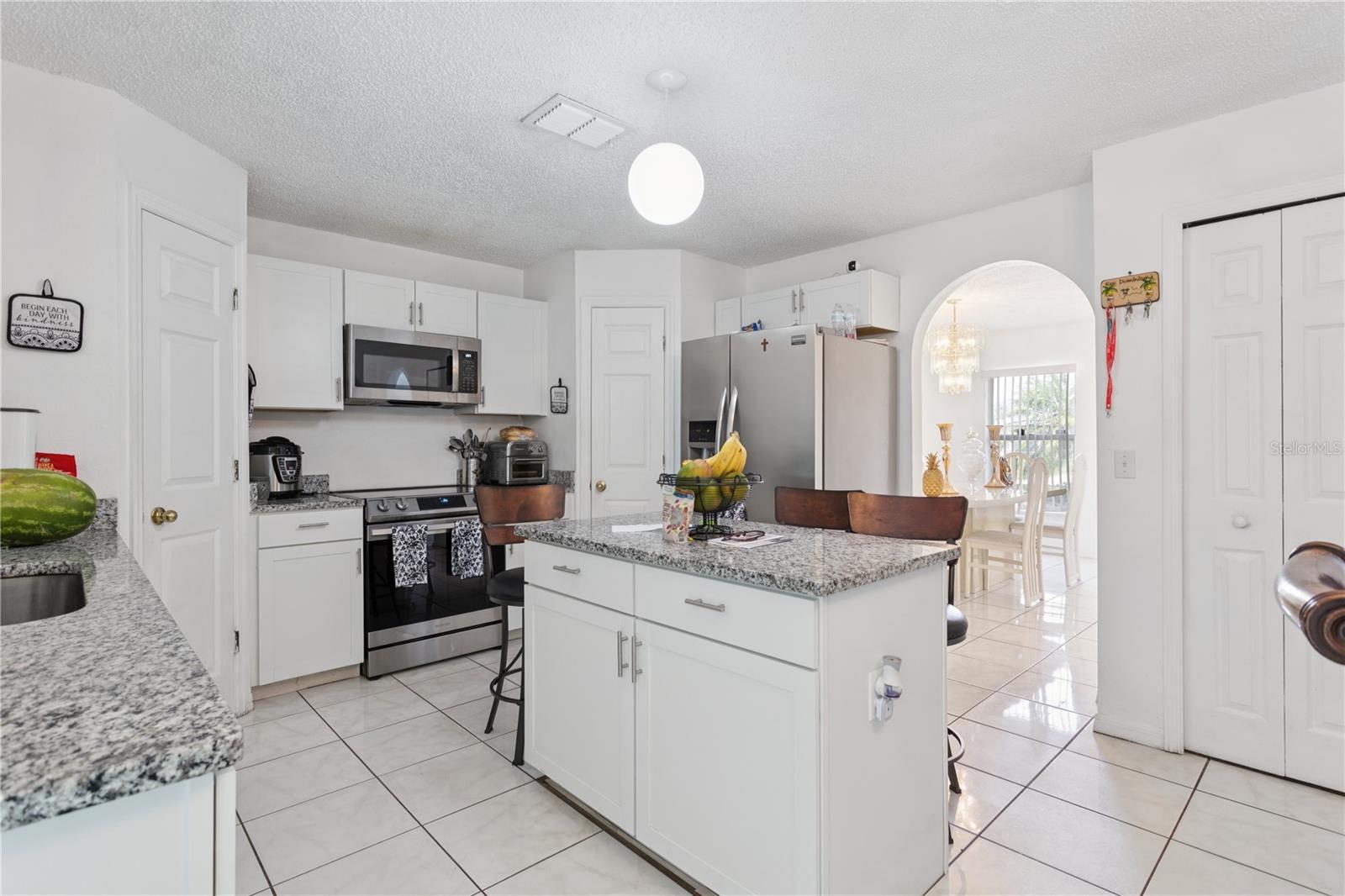 Image 7 of 33 For 1526 Ferendina Drive
