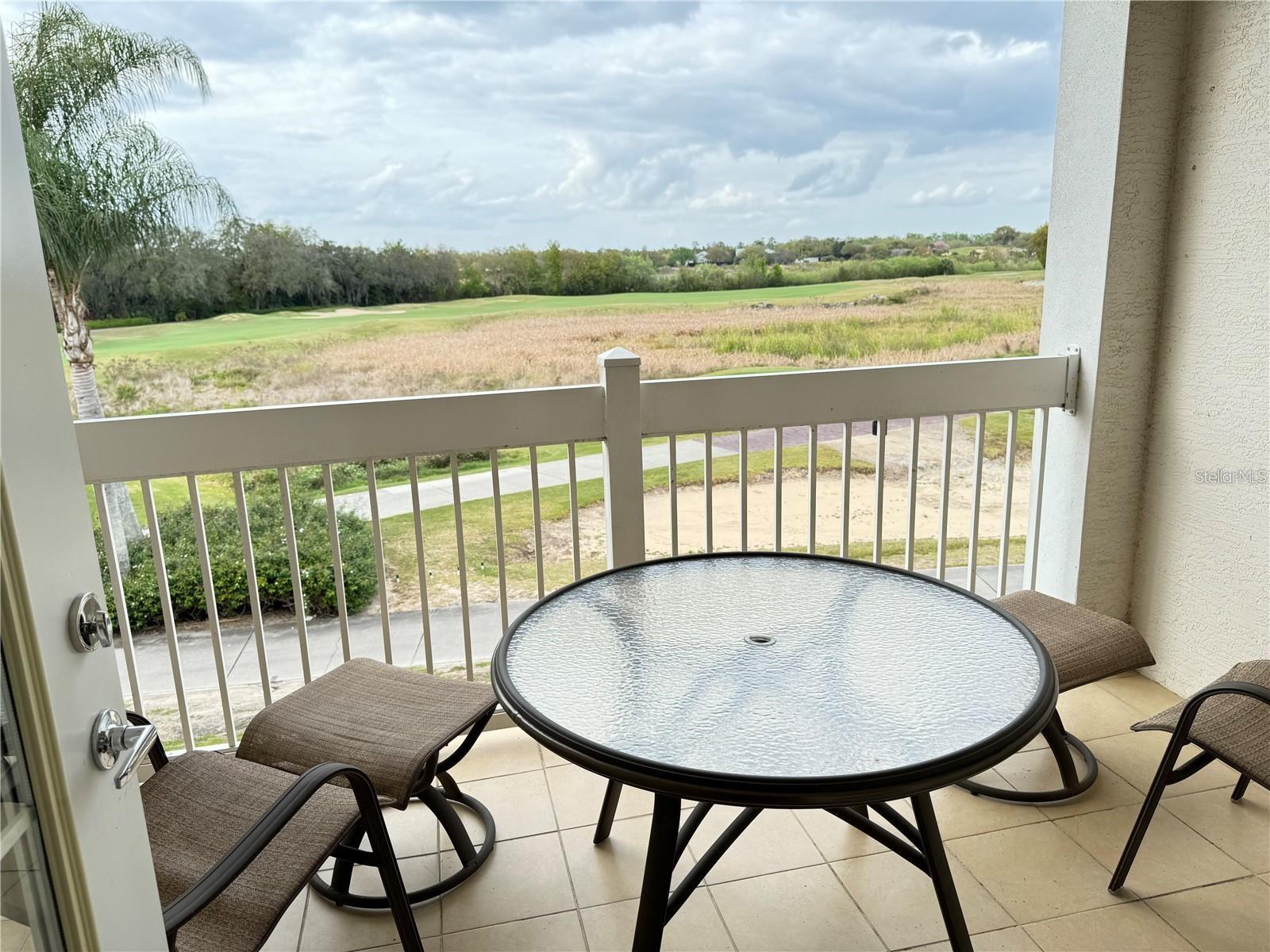 Image 15 of 40 For 1592 Heritage Crossing Court 202