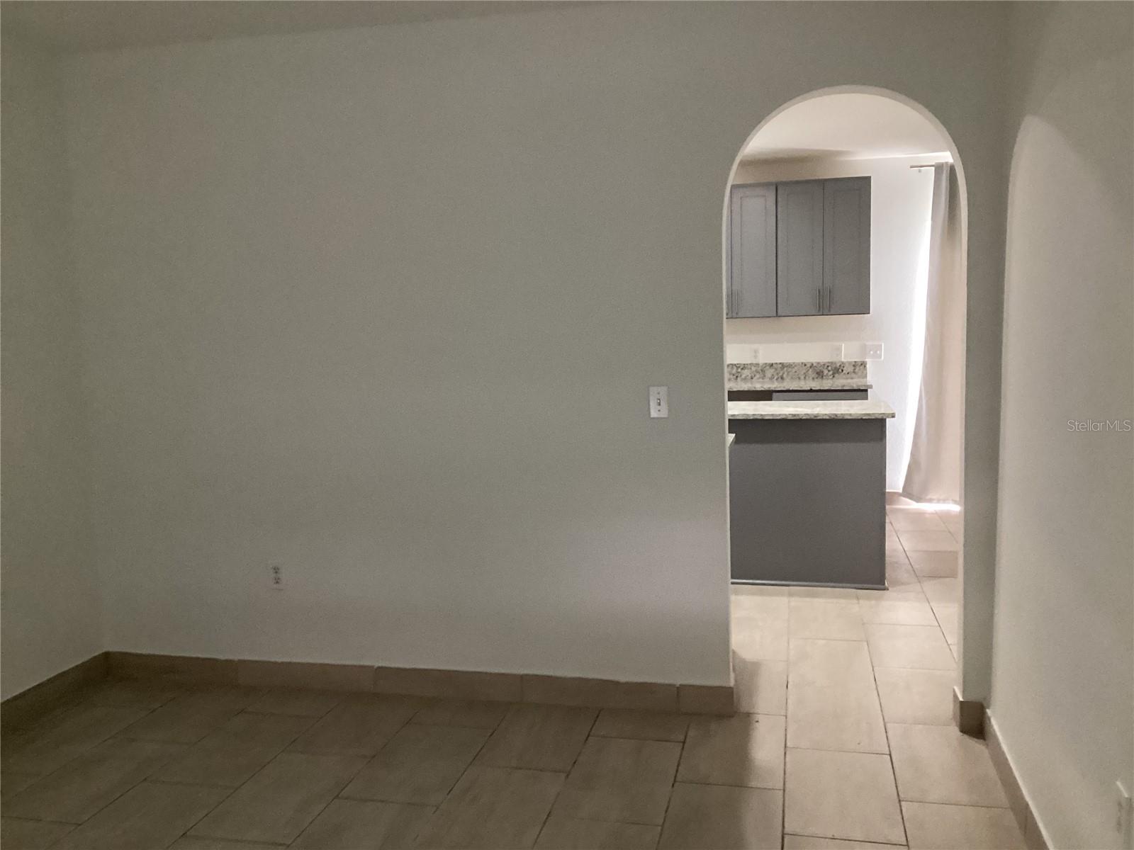 Image 13 of 50 For 974 Derbyshire Drive