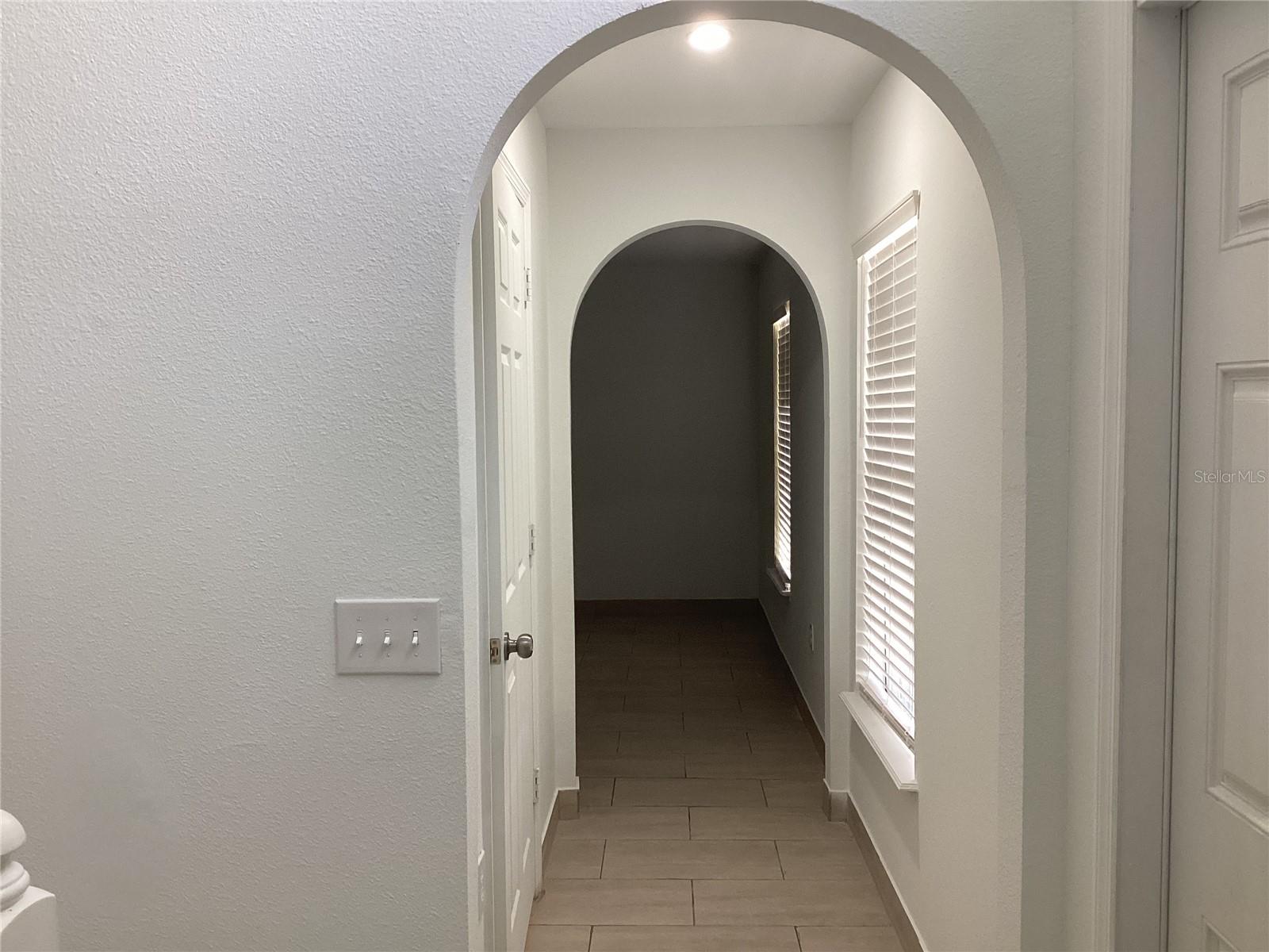 Image 16 of 50 For 974 Derbyshire Drive