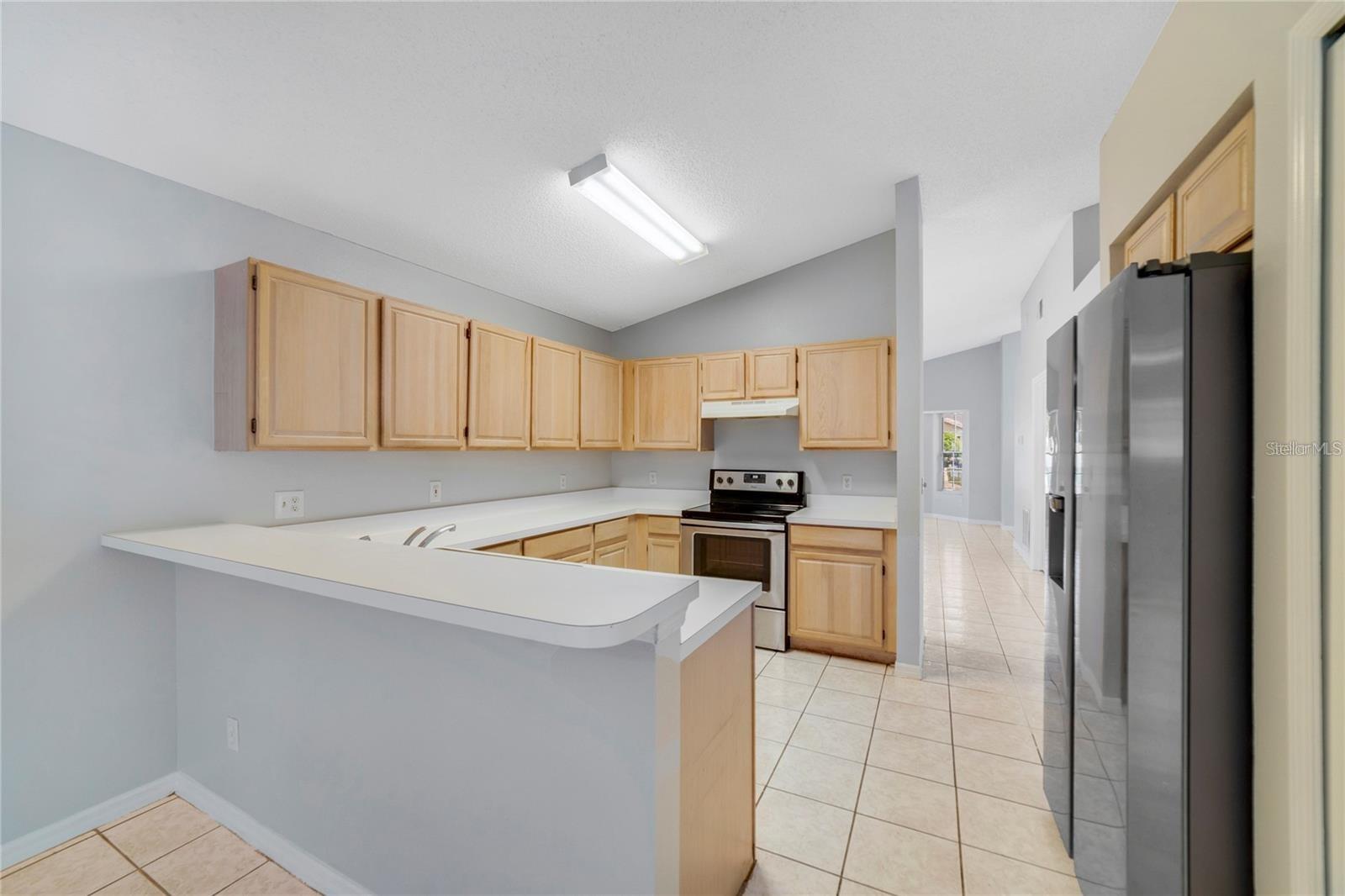 Image 11 of 20 For 2152 Rj Circle