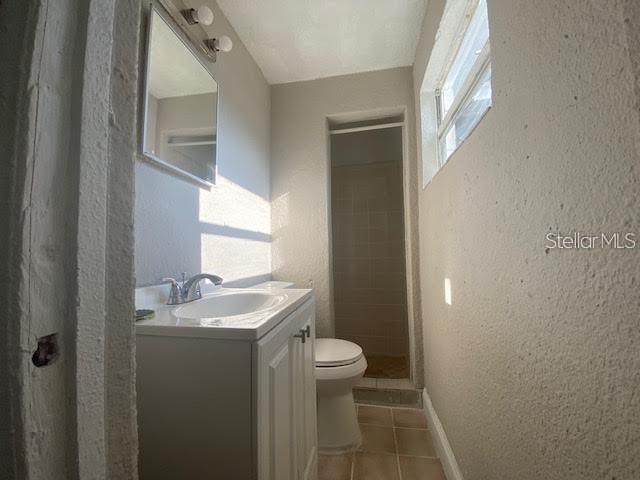 Image 13 of 31 For 907 Columbia Street