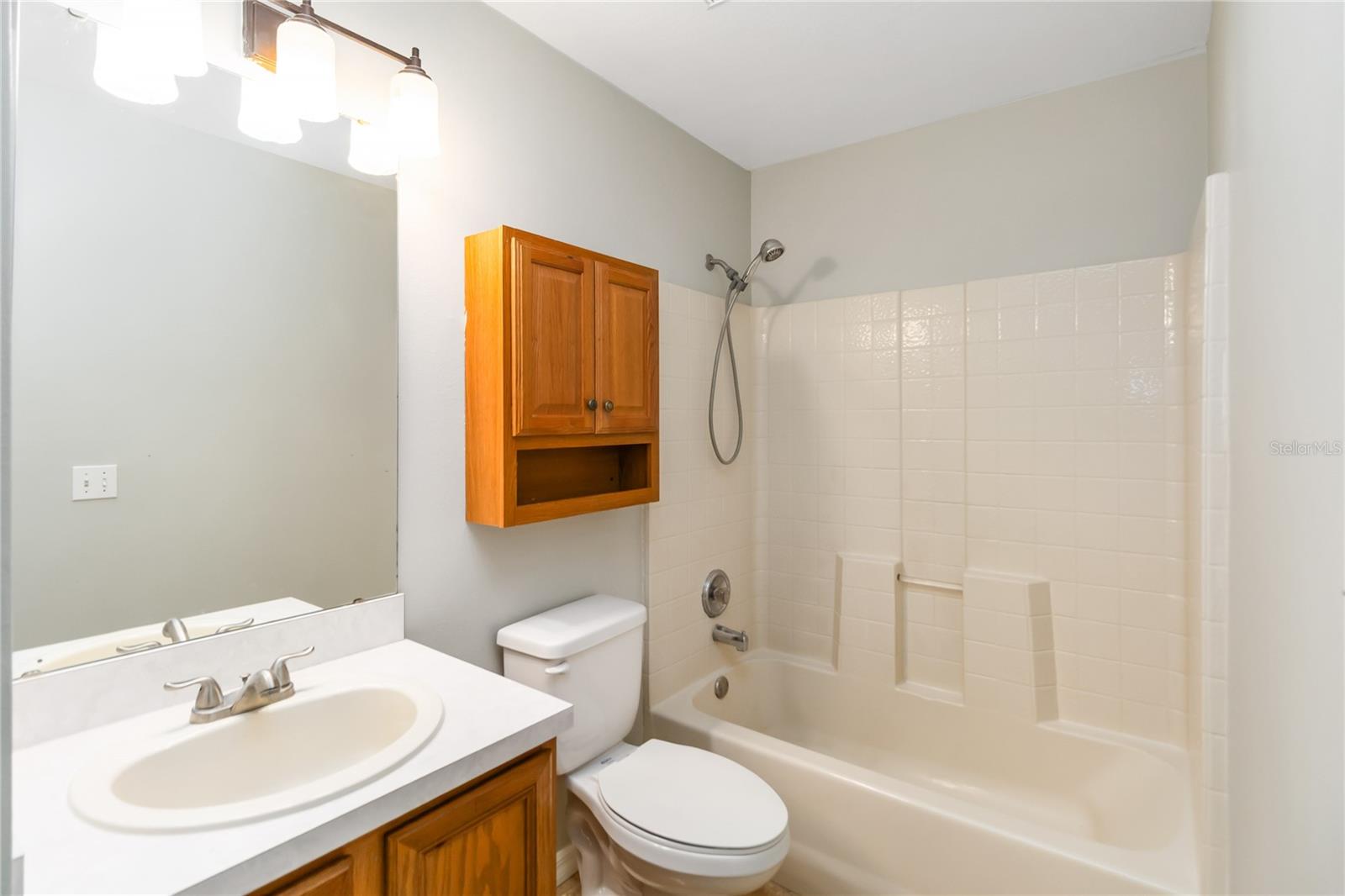 Image 21 of 27 For 4215 Red Bird Avenue