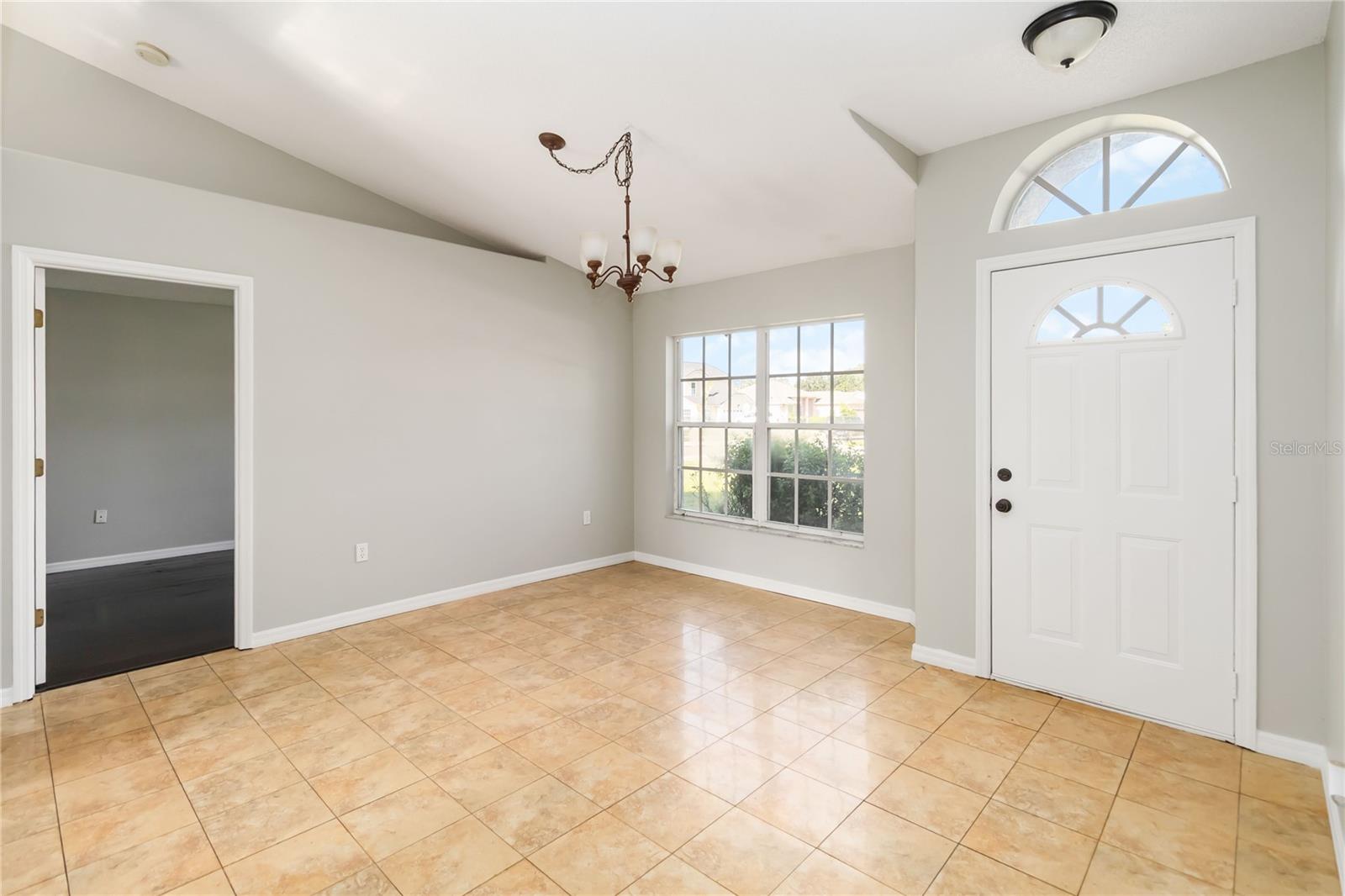Image 4 of 27 For 4215 Red Bird Avenue