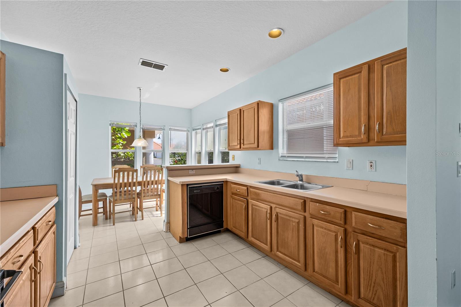 Image 13 of 35 For 1760 Saint Tropez Court