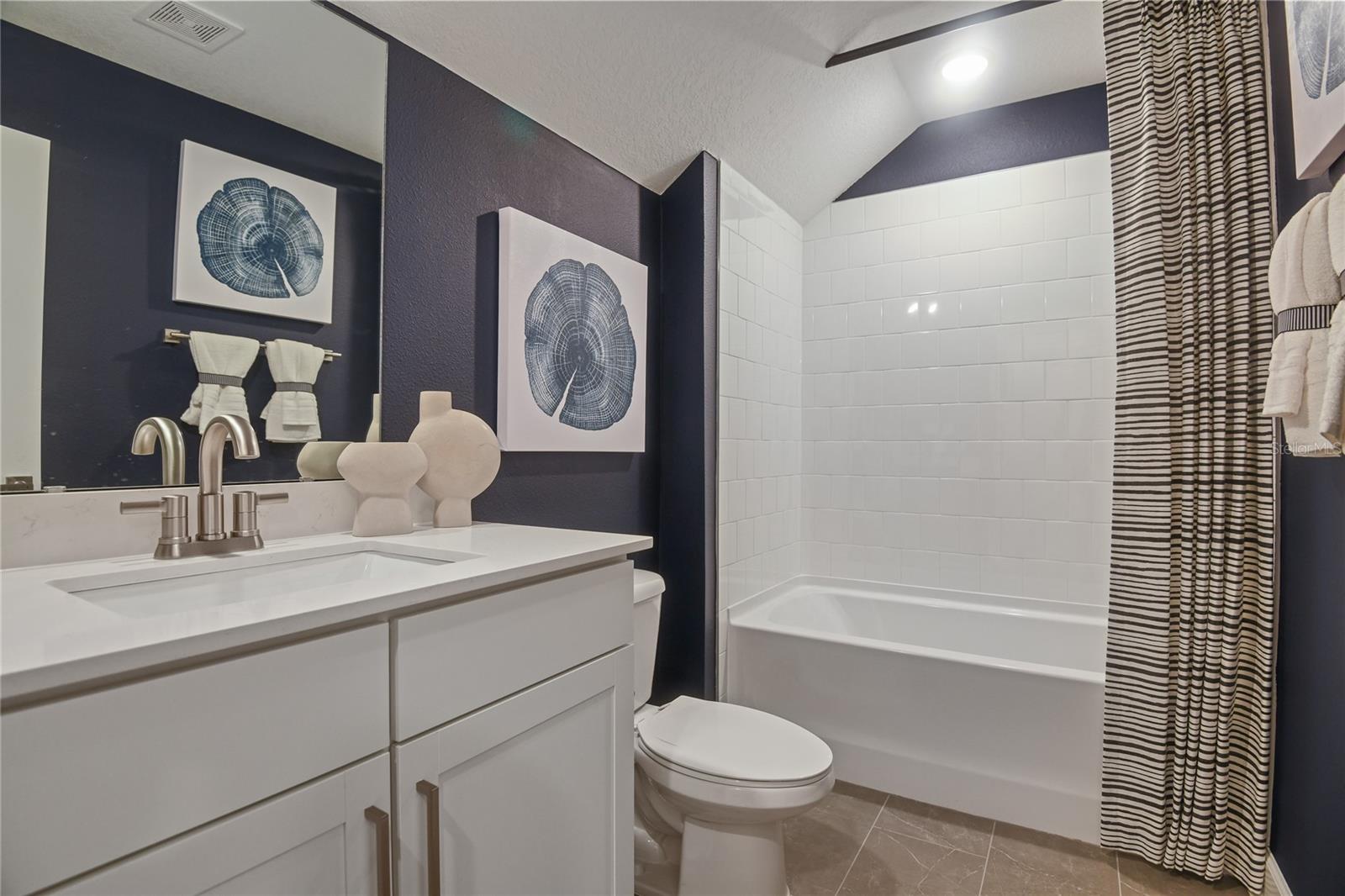 Image 22 of 26 For 222 Thornberry Way