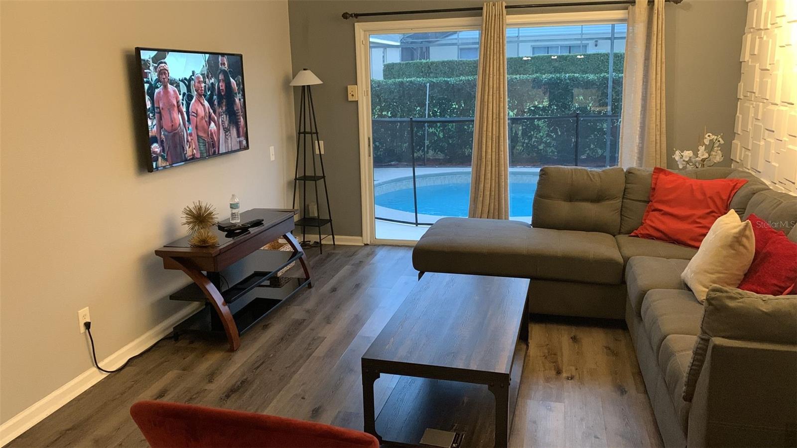 Image 11 of 65 For 8121 Fan Palm Way