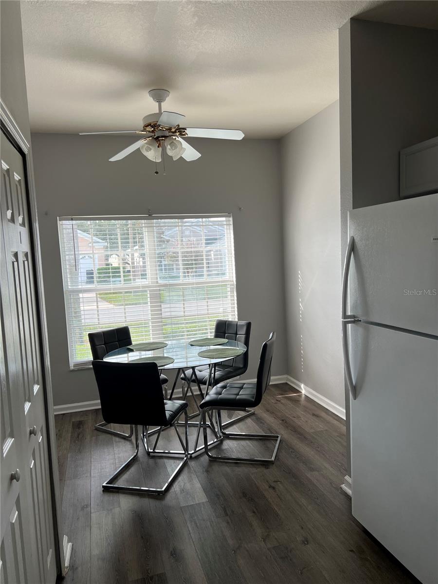 Image 15 of 65 For 8121 Fan Palm Way