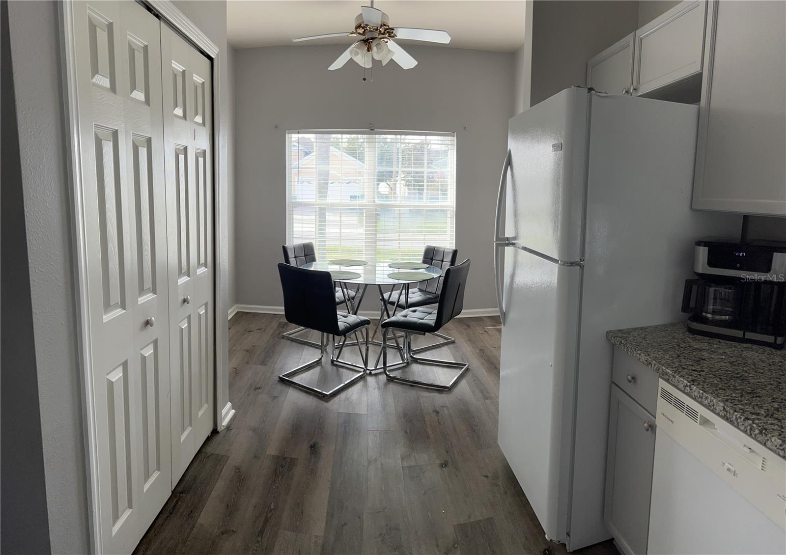 Image 16 of 65 For 8121 Fan Palm Way