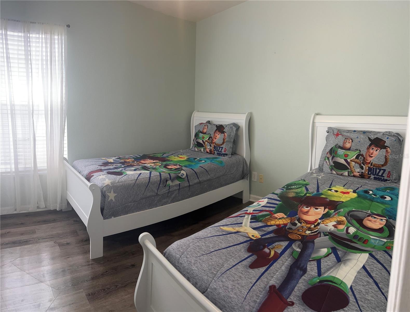 Image 27 of 65 For 8121 Fan Palm Way
