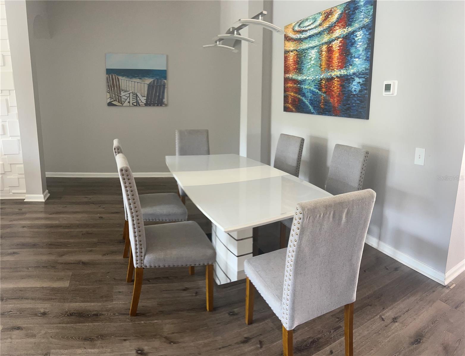 Image 3 of 65 For 8121 Fan Palm Way