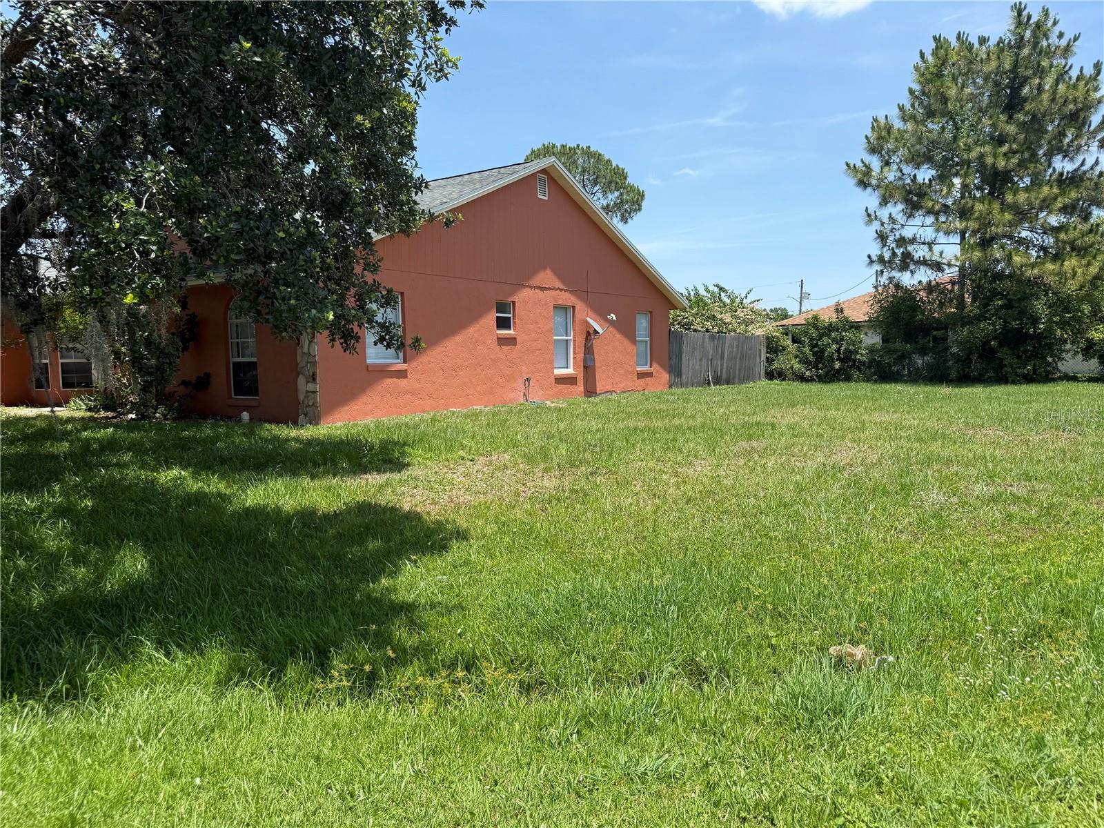 Image 26 of 26 For 925 Derbyshire Drive