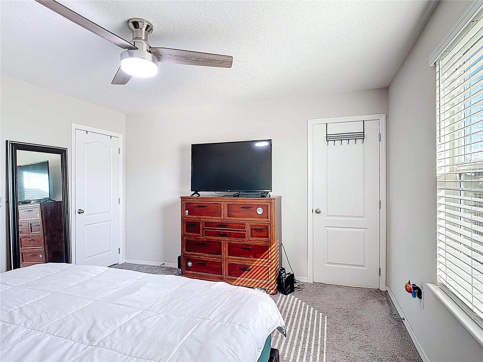 Image 34 of 52 For 4850 Coral Castle Drive
