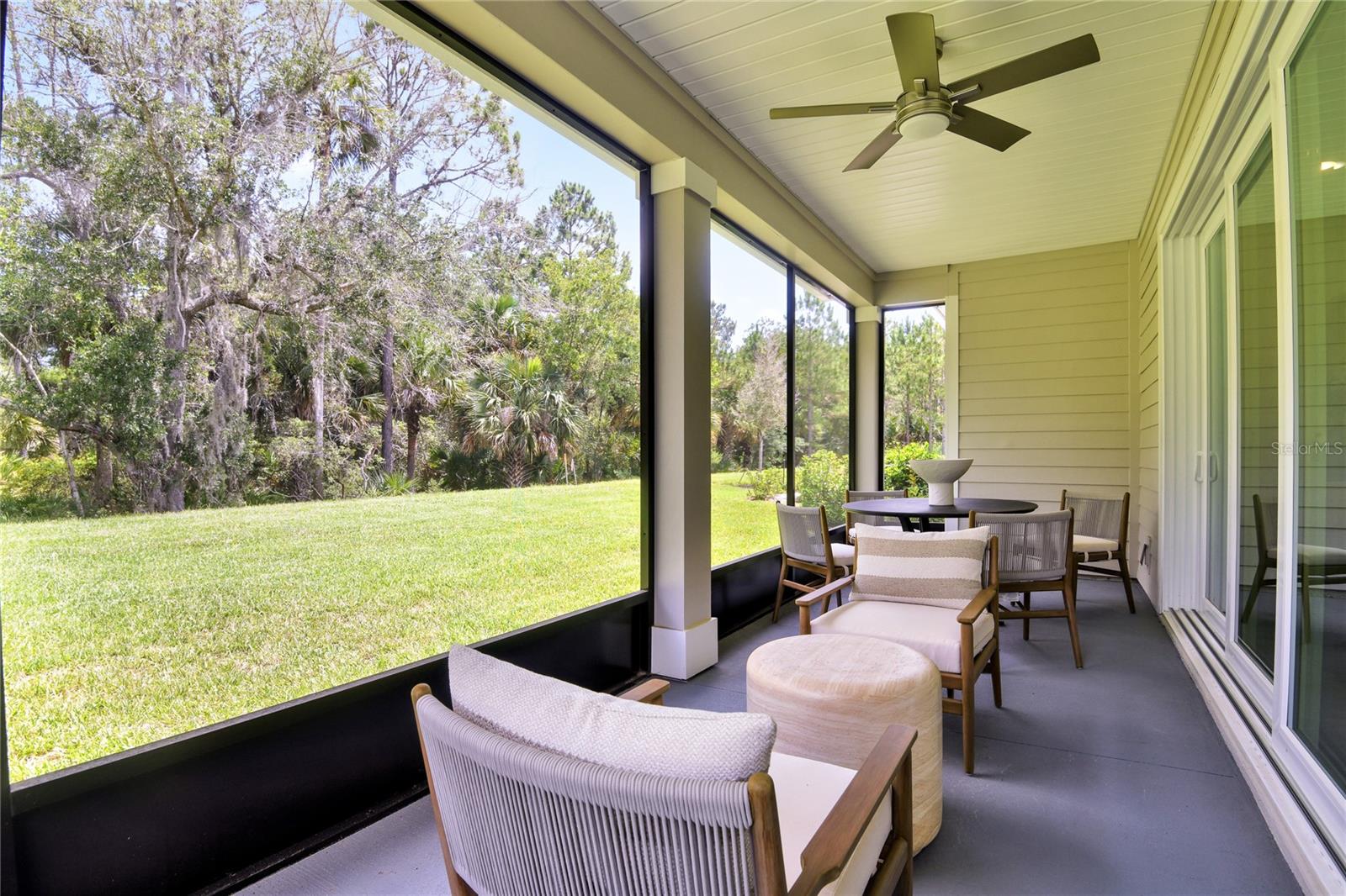 Image 21 of 23 For 221 Thornberry Way