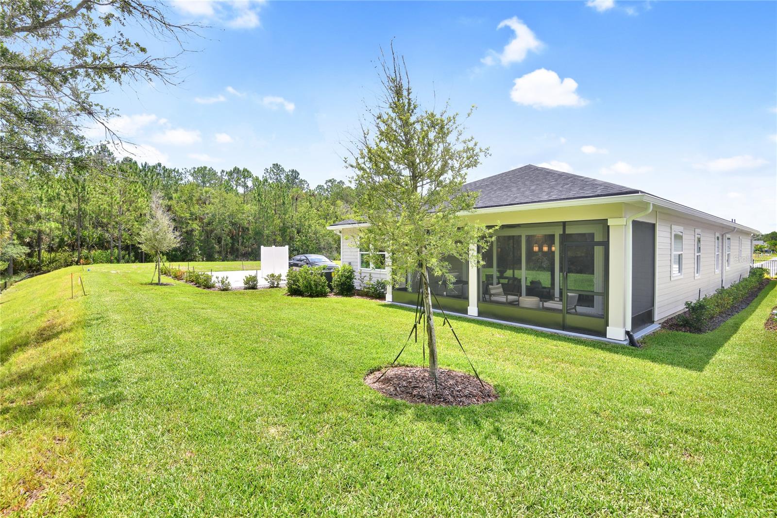 Image 22 of 23 For 221 Thornberry Way
