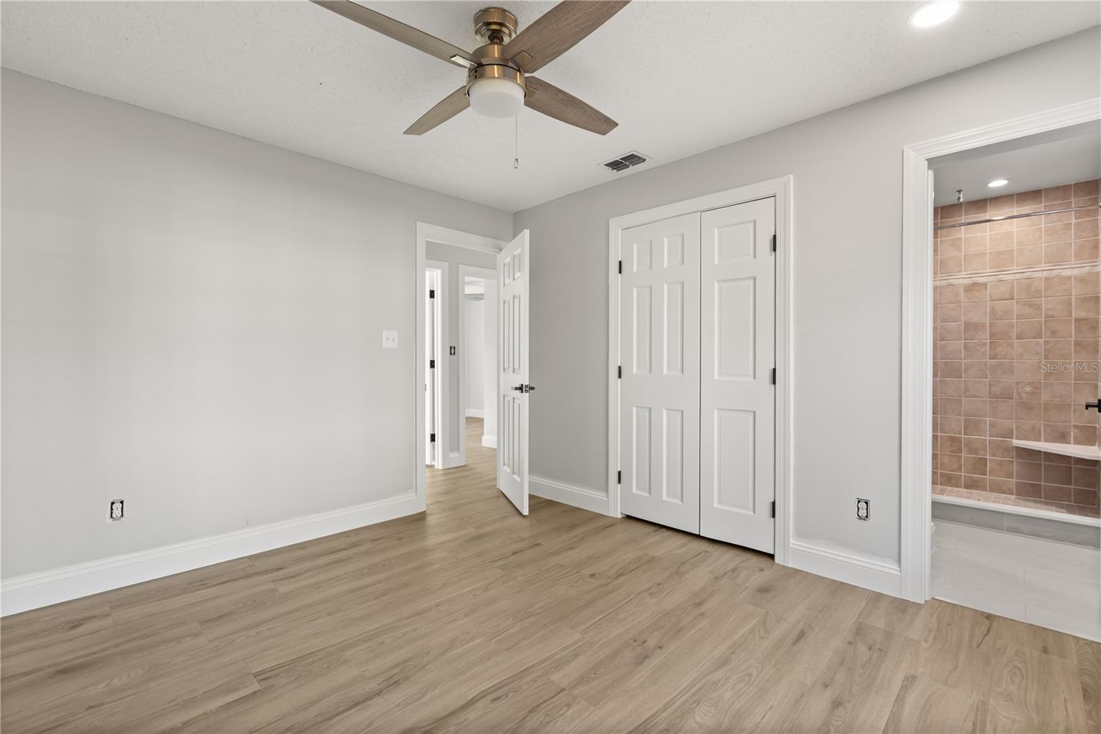 Image 16 of 31 For 262 Citrus Dr