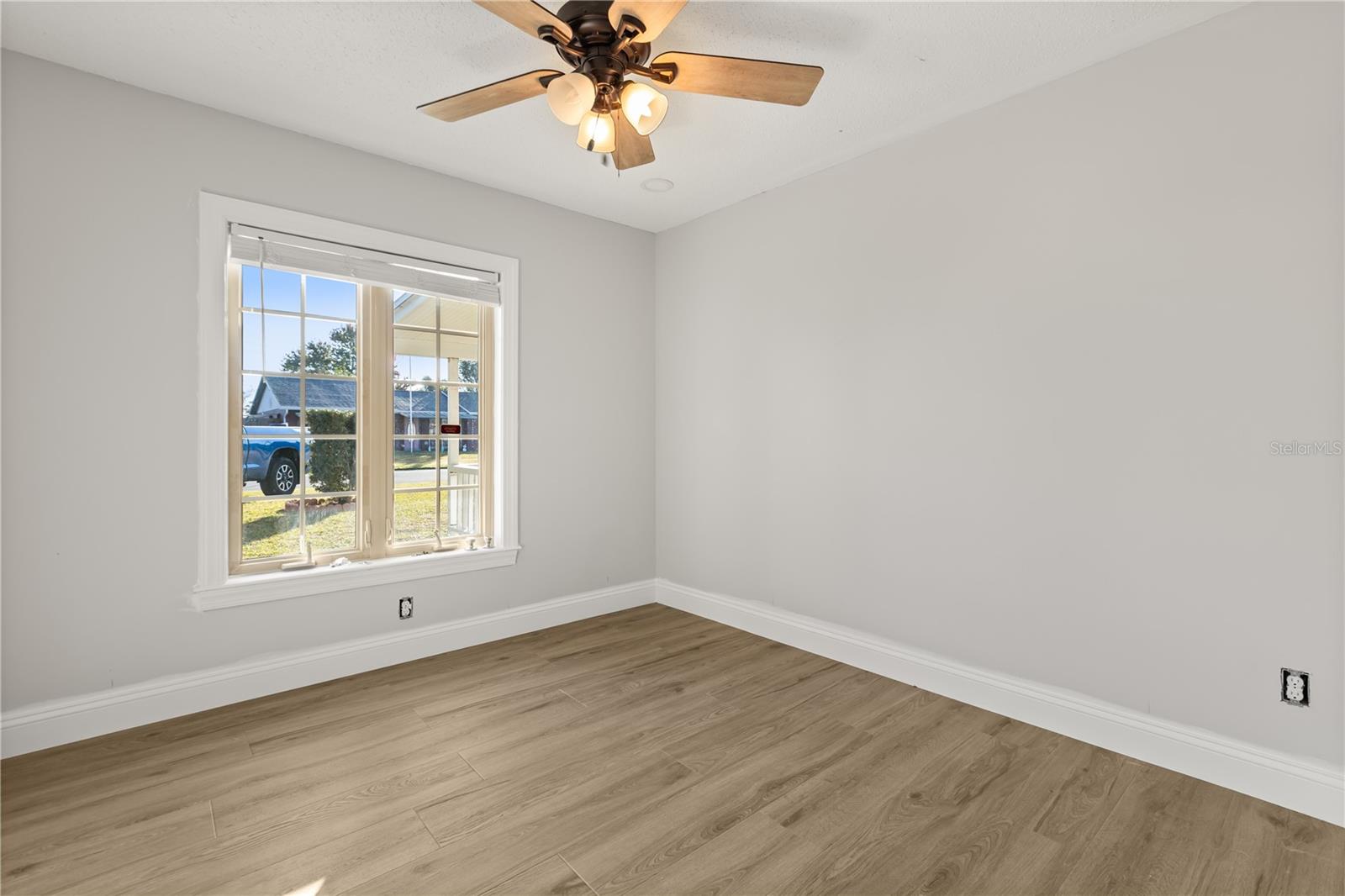 Image 19 of 31 For 262 Citrus Dr