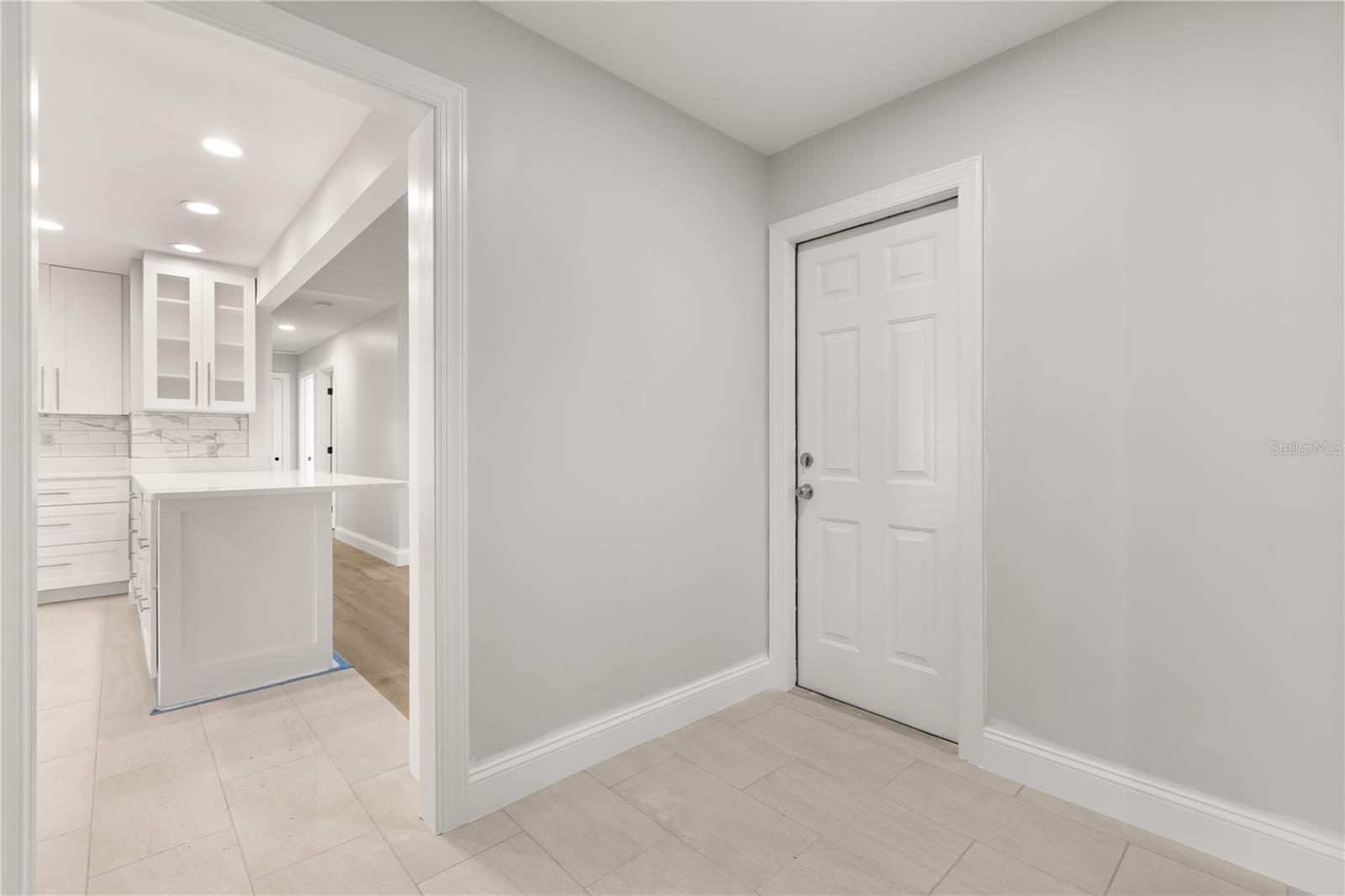 Image 21 of 31 For 262 Citrus Dr