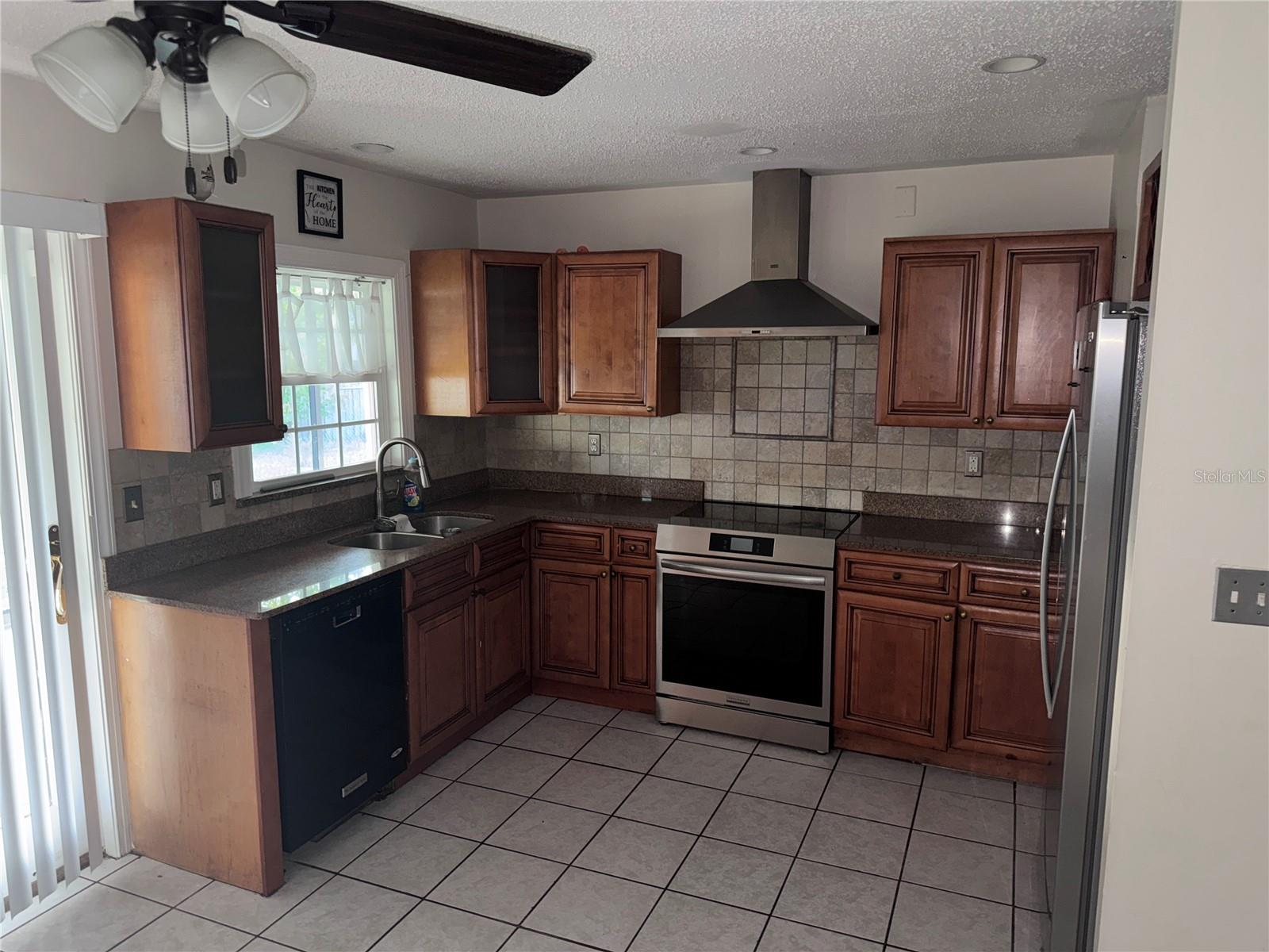 Image 5 of 15 For 262 Citrus Dr