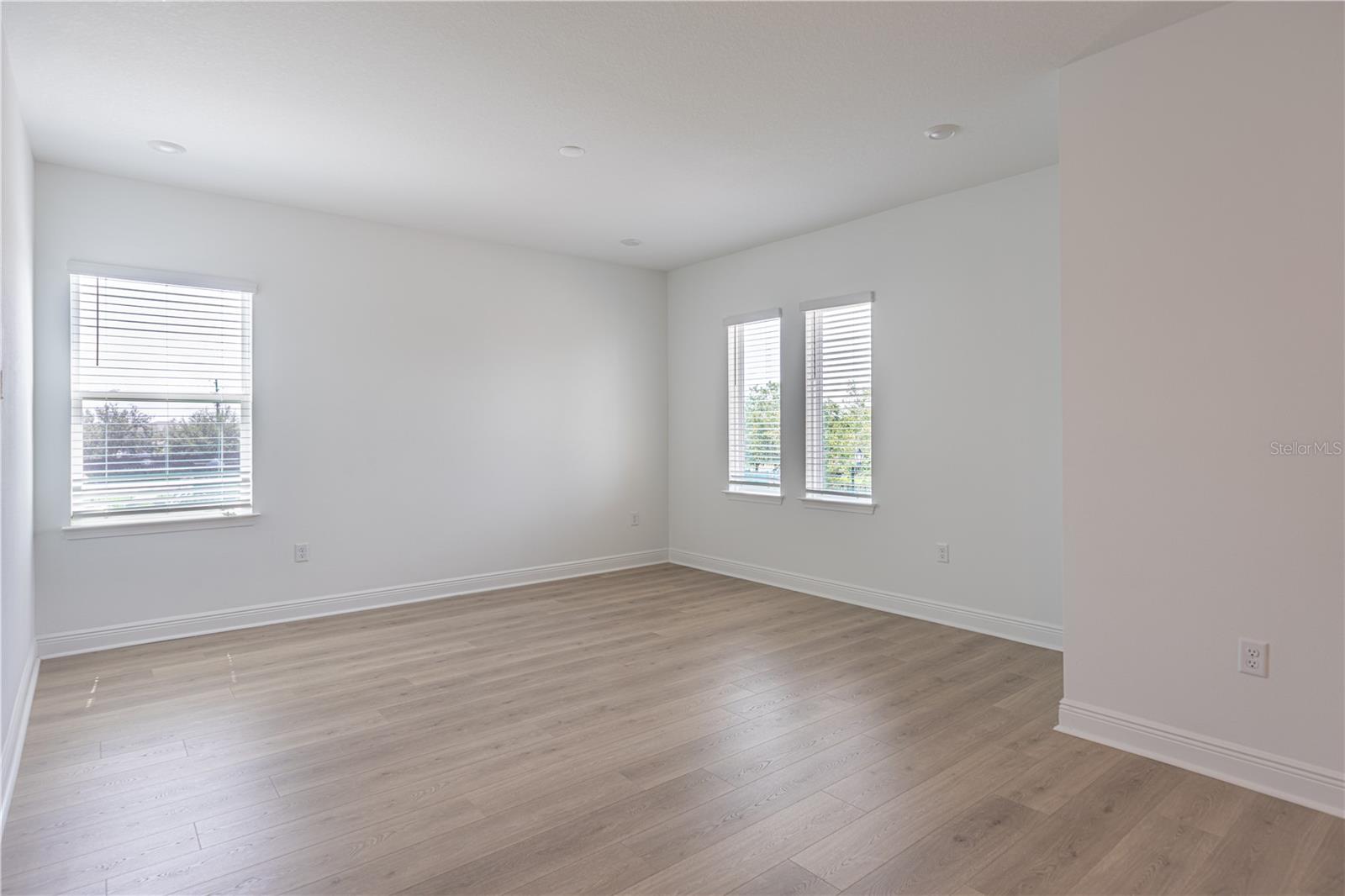 Image 14 of 21 For 15600 Vetta Drive
