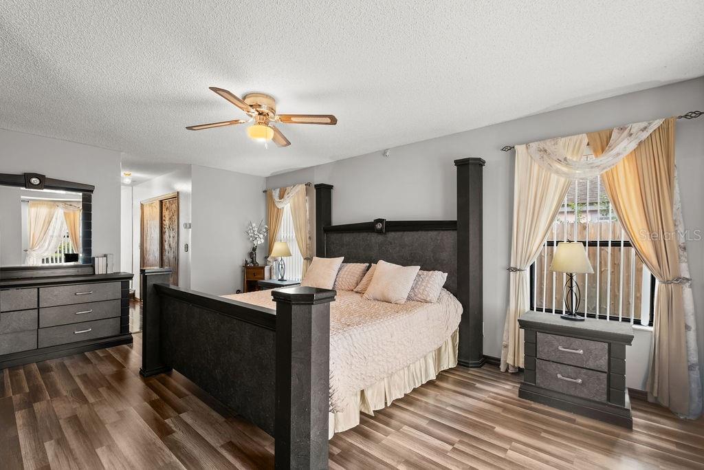 Image 19 of 59 For 7846 Snowberry Circle