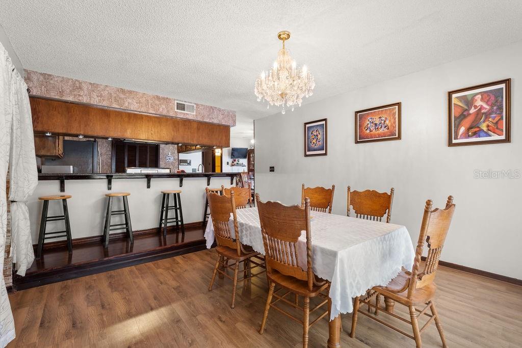 Image 25 of 59 For 7846 Snowberry Circle