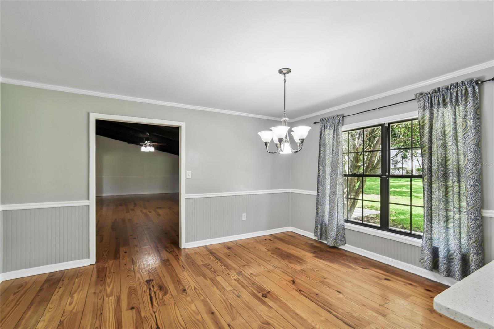Image 11 of 98 For 16 Pine Forest Drive