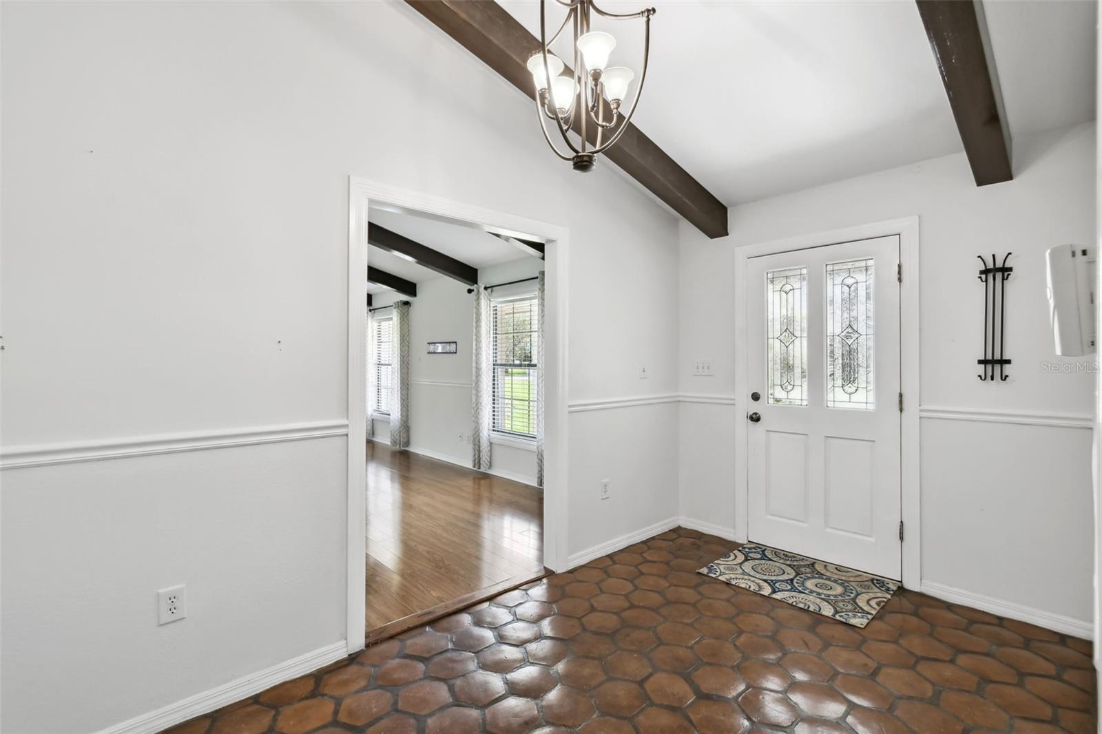 Image 9 of 98 For 16 Pine Forest Drive
