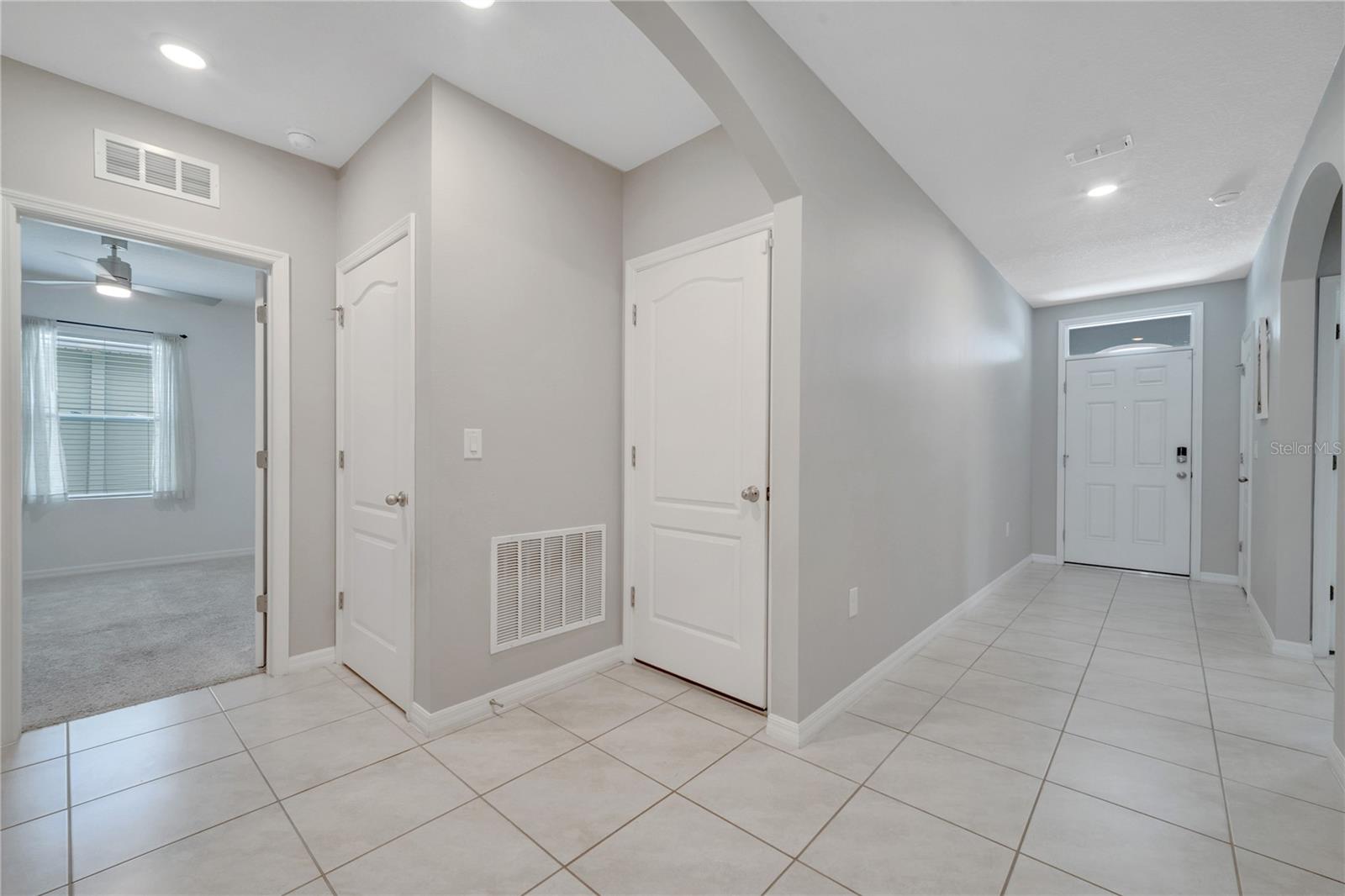 Image 19 of 43 For 1600 Spray Terrace