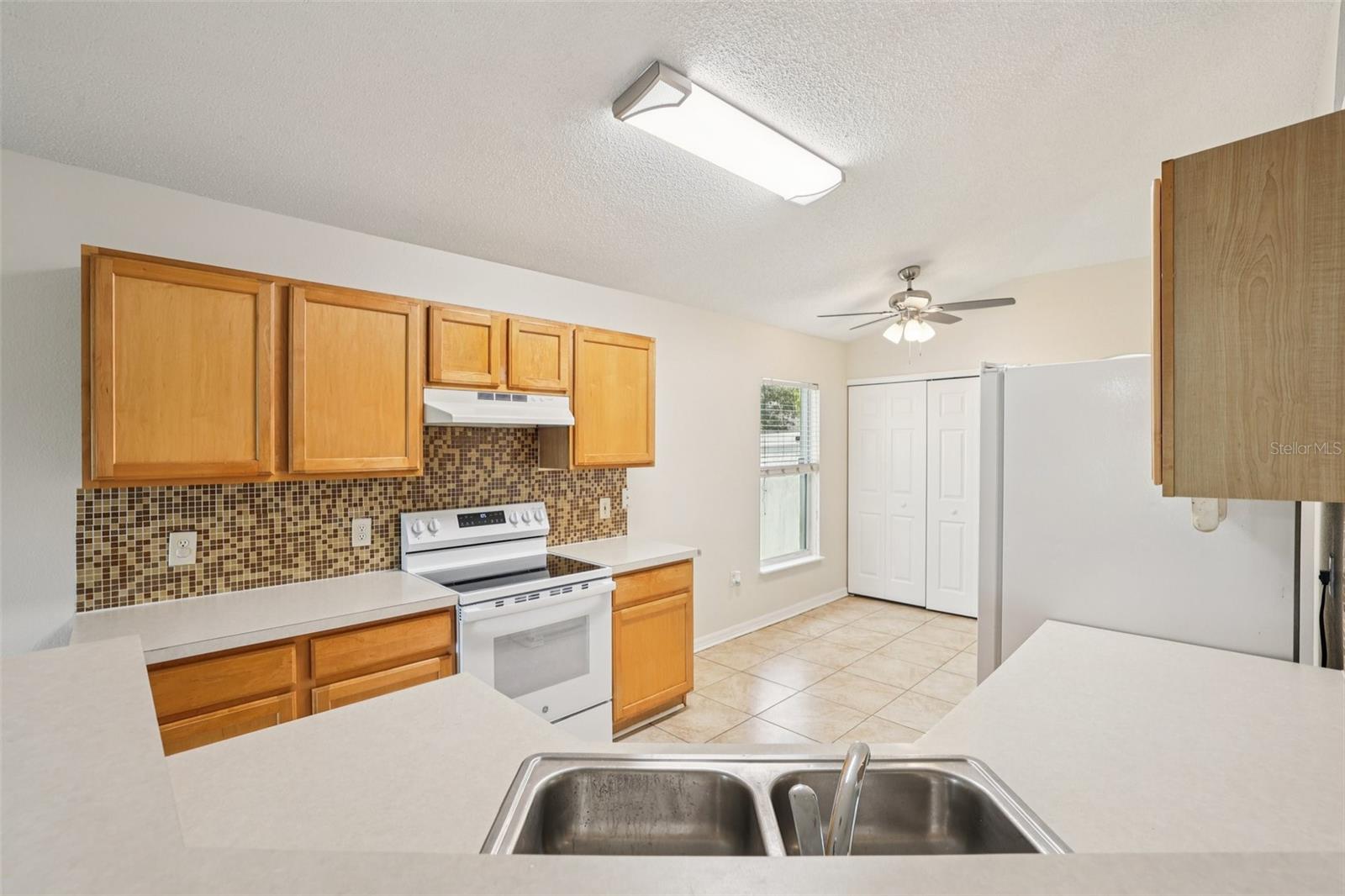 Image 16 of 47 For 3038 Elbib Drive