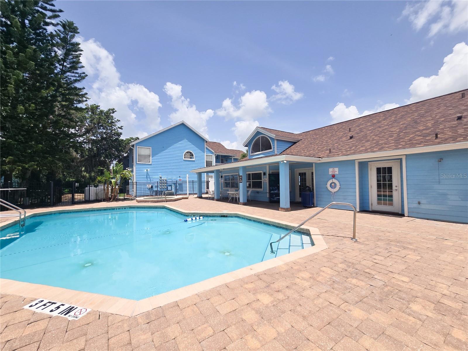 Image 12 of 15 For 2735 Poinciana Boulevard 95