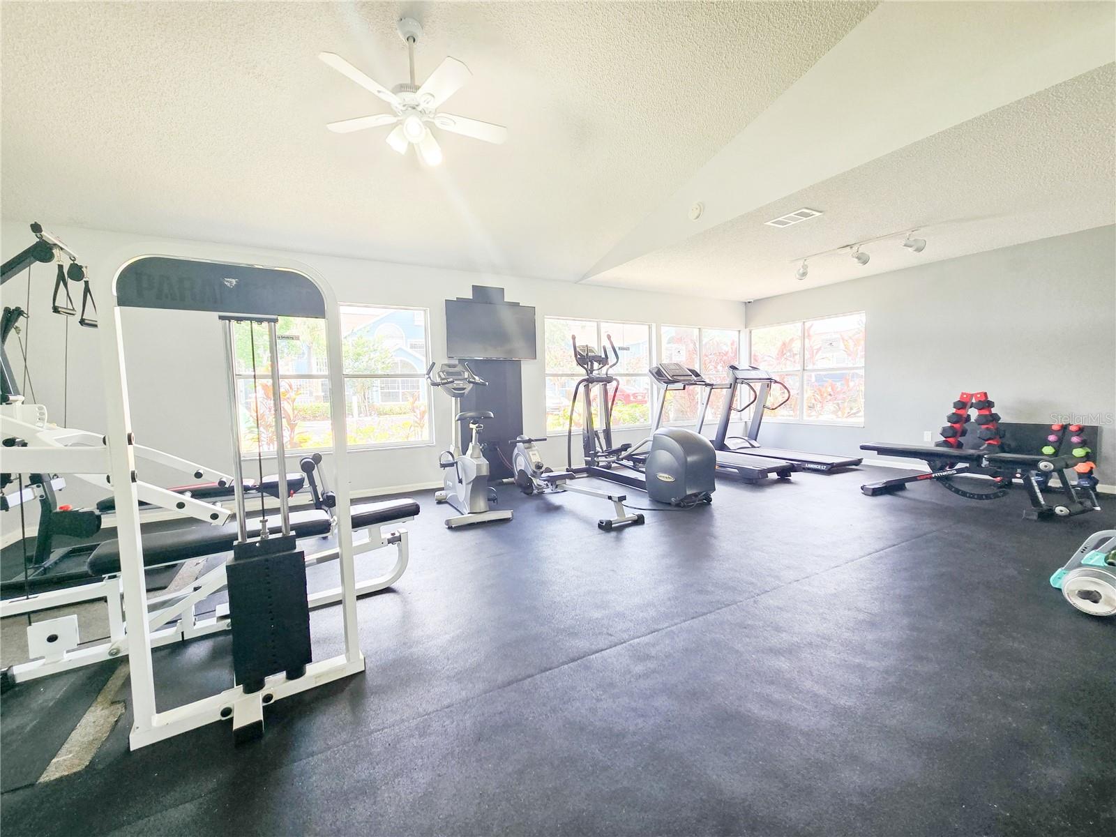 Image 15 of 15 For 2735 Poinciana Boulevard 95